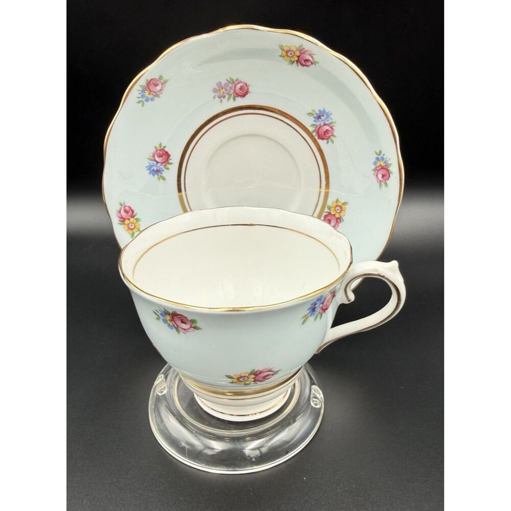 Vintage Colclough Bone China Teacup/Saucer set Lt Blue with Pink Roses W/Stand